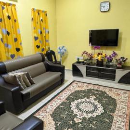 Deena Homestay Seri Gading Batu Pahat, Johor, hotel in Sri Gading