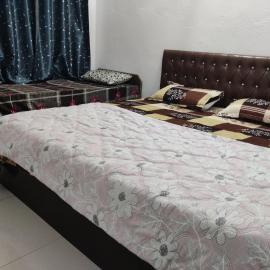 Rawat Homestay, hotel in Gupta Kāshi