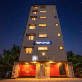 FabHotel A White Pearl Suites - Nr Bangalore Airport, hotel in Bettahalasūr