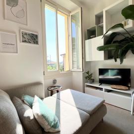 Monica House, hotel v destinaci Sulzano