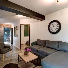 Appartement le Gaga Château Philip, hotell sihtkohas Saint-Genest-Lerpt