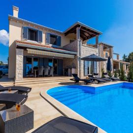 Villa in Deklici with Infinity Pool & Sea Views