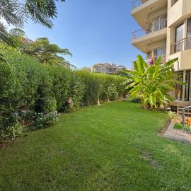 Apartment with nice garden