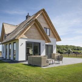 Lush Villa in De Cocksdorp Texel with Steambath, hotel di De Cocksdorp