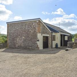 The Old Dairy, hotel in Thorncombe