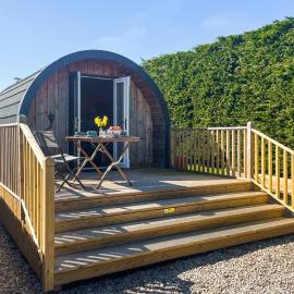 The Garden Pod, Hotel in Brechin