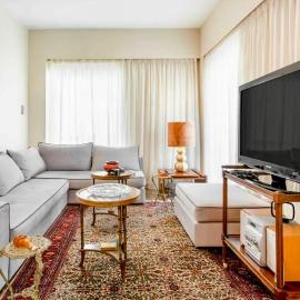 Charming Flat with Traditional & Elegant Style