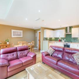 Oak Cottage, hotel in Ware