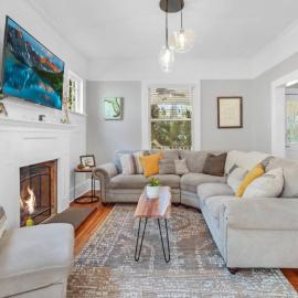 SaraCasa - First Floor House 2Br/1.5Bath, hotel in St. Augustine