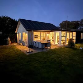 Smukt sommerhus nær Ribe C inkl rengøring: Ribe şehrinde bir otel