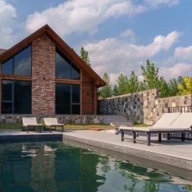 Heating pool villa with forest view, hot tube, cinema and PlayStation