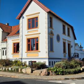Alice Pedersen Bed and Breakfast, hotel in Bogense