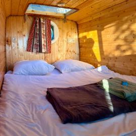 GeghardCamping – hotel w mieście Goghtʼ