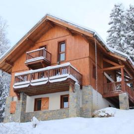 Chalet Oz ski-in ski-out, hotel din Oz