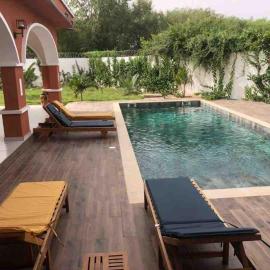 L'Eclipse Air-Conditioned Villa with Pool, hotell i Mbour