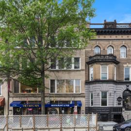 1734 Comfort Stay, 2 Bedrooms, 2 Bath with Kitchen & Wi-Fi, hotel in Washington, D.C.