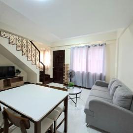 Abode86 Townhouse1-PGT، فندق في Gabi