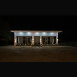 Krishna Cottage, hotell i Chauri Chaura