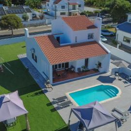 Marisol Village – hotel w mieście Corroios