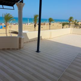 Blue View Rooftop - Gammarth , Pieds dans l'eau, Terrasse panoramique face à la mer, hotel din Raoued