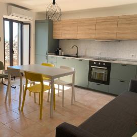 Al Campanaro, Romantic retreat in the village