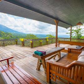 Sang Giri Mountain Tent Resort by Puri Signatures, hotel en Jatiluwih