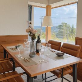 Sealine Retreat Atami Onsen BBQ & hot spring & movies in a villa overlooking the sea! Private and relaxing