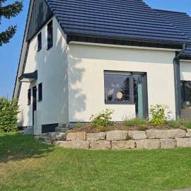 Ferienhaus Küstelnest، فندق في ميدهباخ