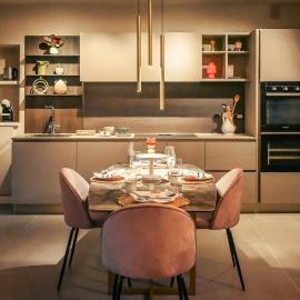 Heart of Piacenza Luxury Apt, 100m Piazza Cavalli