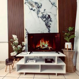 River flow apartment