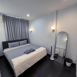 Single house 4BR parking and kitchen in Sukhumvit49-1