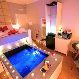 Alma Suites - Jacuzzi Livorno, hotel in Livorno