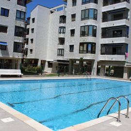 Apartamentos Zarautz Playa4, con piscina y garaje, hotel Zarautzban