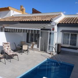 Sucina 2 Bed Bungalow walking distance of tow