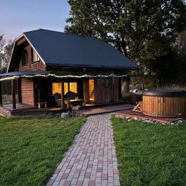 Pūnas Sauna, hotel v destinaci Lenči