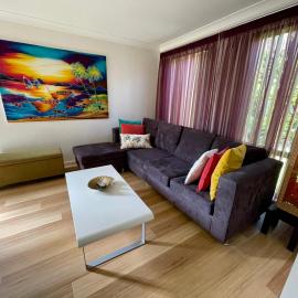 LILLI PILLI SUBLIME - Family & Dog-Friendly Beach House, Batemans Bay, hotel in Batemans Bay