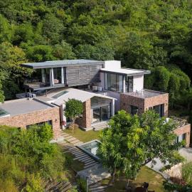 StayVista's Ikebana - Living by the Forest Edge - 6BHK Villa with Private Pool