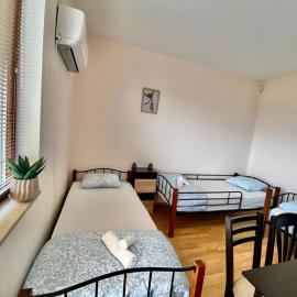 Helena Hostels, Hotel in Kostinbrod