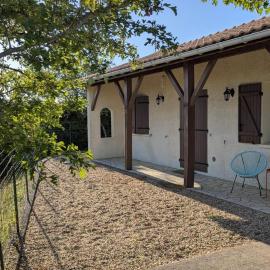 Maison dans l'Entre-deux Mers, hotel em Branne