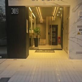 Centrico con Garage Monoambiente a Estrenar