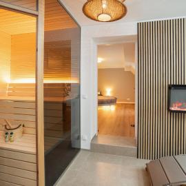 Wellness Altstadt Suite - Sauna, Whirlpool & Free Parking by HERO HOMES Graz: Graz'da bir otel