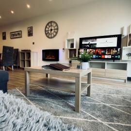 Chapel Row Cottages 5, hotel in Wirksworth