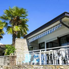 Casa Azzurra, hotel en Germignaga