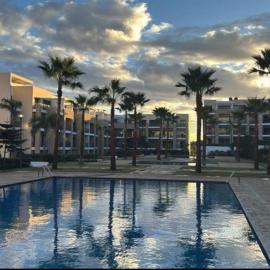 Beautiful Prestigia apartment near the beach "Plage Des Nations" Sale Rabat, hotel a Sidi Bouqnadel