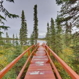 Fish, Hike & Explore: Lakefront Cabin in Soldotna, Hotel in Soldotna