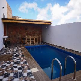Reda House, hotel in Ikouzza