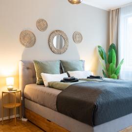 Boho Living Altstadt Suites - Free Parking by HERO HOMES Graz, hotel in Graz