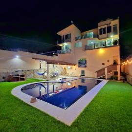 Preciosa casa para Descanso en Tequesquitengo, hotel u gradu 'Tequesquitengo'