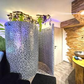 Bergheim में, होटल Le refuge de Bergheim - Proche Colmar - Sur la route des Vins - Studio de luxe avec Jacuzzi Privatif