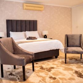Home Away Haven, hotel in Brakpan